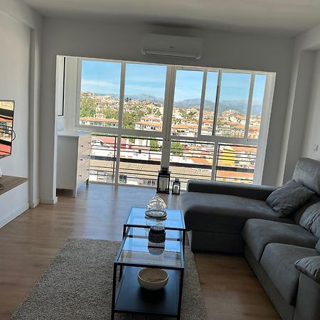 Piso Torre Del Mar Apartment Екстериор снимка