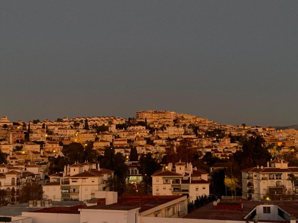 Piso Torre Del Mar Apartment Екстериор снимка