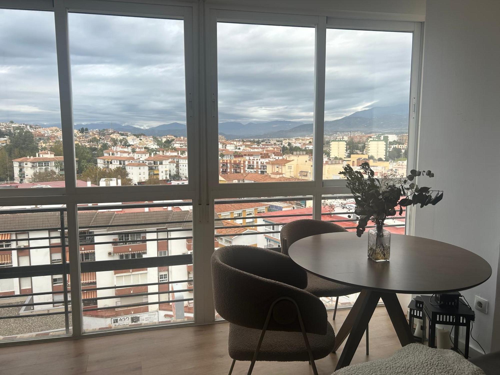 Piso Torre Del Mar Apartment Екстериор снимка