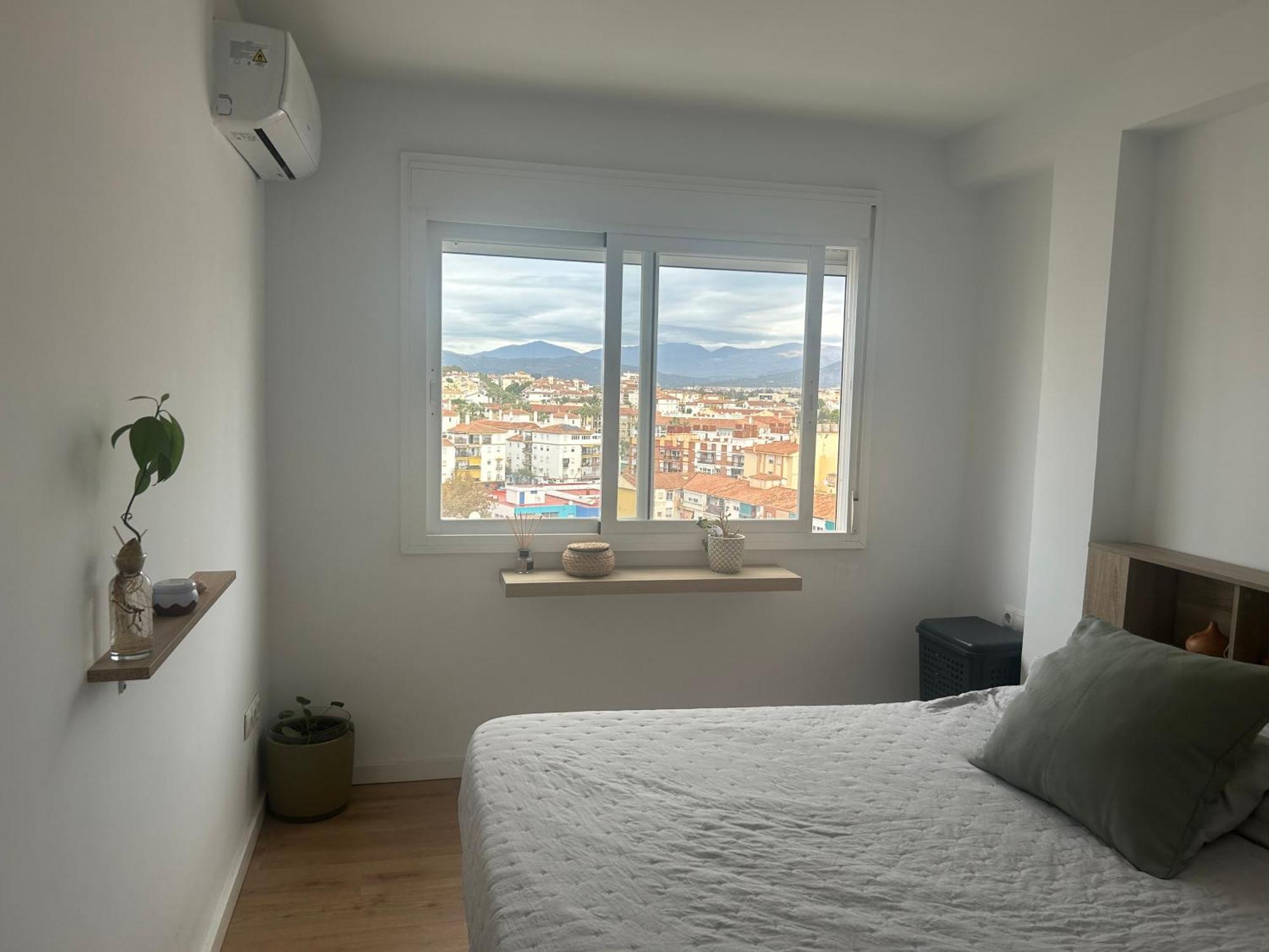Piso Torre Del Mar Apartment Екстериор снимка